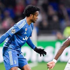 Cuadrado llega a 50 partidos en competiciones UEFA