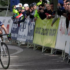 Valverde alzó los brazos en la Vuelta a Andalucía