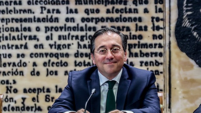 Albares reconoce contactos con el Gobierno de Venezuela