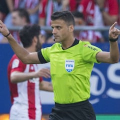 Melero López arbitrará el Cultural-Barça y Gil Manzano el Sant Andreu-Atlético