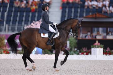 Buen concurso para Ferrer-Salat. No habrá medalla, pero gran concurso de la veterana deportista.