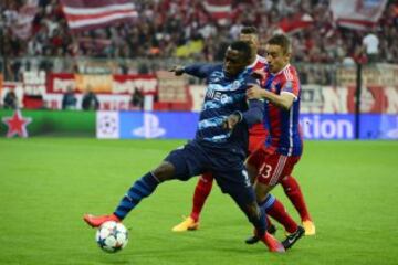 Jackson Martínez y Rafinha.