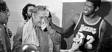 En el Staples jugó un equipo…