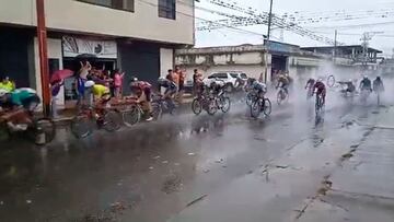Carretera con charcos provoca terrible suceso en Venezuela