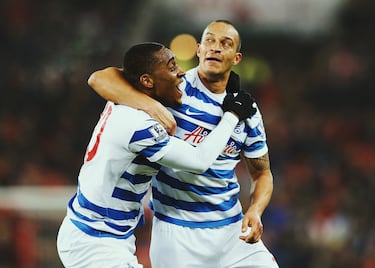 El Queens Park Rangers fue uno de los últimos equipos del delantero centro londinense. Fue en dos ocasiones el máximo goleador de la segunda división inglesa. El QPR pagó casi seis millones de euros al Fulham para ficharle. Se retiró en el Brighton.