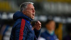 Gustavo Álvarez habla por primera vez del interés de la selección peruana: preocupación en la U