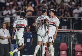 Gonzalo Tapia anota y entra en la historia de Sao Paulo: otra vez en un clásico