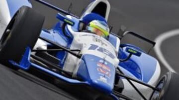 Serán cuatros los colombianos que disputen las 500 Millas de Indianápolis. Carlos huertas se retira por problemas de salud.