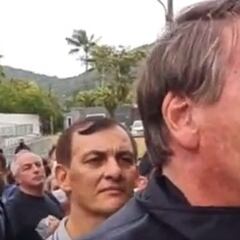 Bolsonaro se indigna al no poder entrar al Santos - Gremio por no estar vacunado