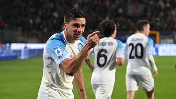 Soccer Football - Serie A - Cremonese v Napoli - Stadio Giovanni Zini, Cremona, Italy - October 9, 2022 Napoli's Giovanni Simeone celebrates scoring their second goal REUTERS/Alberto Lingria