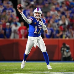 What does QBR rating mean? Who are the highest rated quarterbacks in the NFL so far this season?