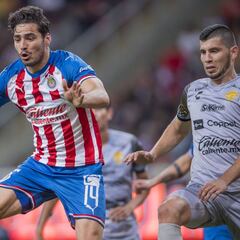 El polémico baile del 'Pollo' Briseño en el vestidor de Chivas