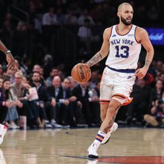 Lakers trade rumors: What are the Knicks asking for in an Evan Fournier trade?