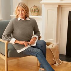 Martha Stewart celebrates Easter with Pete Davidson and girlfriend Chase Sui Wonders