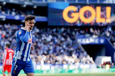 El jugador del Espanyol sigue de dulce. Marcó al Atlético de penalti, un lanzamiento impoluto casi por la escuadra. Puado sumó su noveno gol de la temporada. Acaba contrato a final de temporada y hay cola para llamar a su puerta.