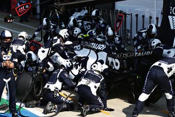 Parada en boxes de Pierre Gasly. 