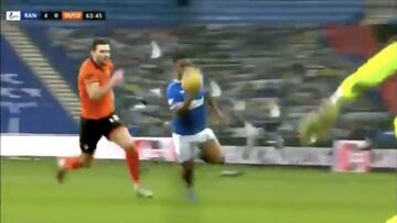 Gol Alfrendo Morelos ante el Dundee