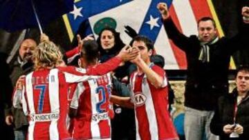 <b>CONJURADOS. </b>La plantilla del Atlético se ha marcado como reto lograr 70 puntos, una cantidad que les garantizaría la Champions.