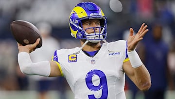 ARLINGTON, TEXAS - OCTOBER 29: Matthew Stafford #9 of the Los Angeles Rams warms up prior to a game against the Dallas Cowboys at AT&T Stadium on October 29, 2023 in Arlington, Texas.   Ron Jenkins/Getty Images/AFP (Photo by Ron Jenkins / GETTY IMAGES NORTH AMERICA / Getty Images via AFP)