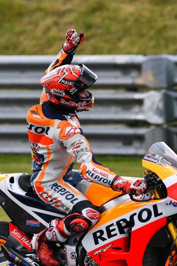 Marc Márquez celebrando su victoria en el GP de Alemania