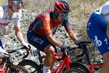 Fernando Gaviria ganó la cuarta etapa de la carrera argentina. Se impuso en el embalaje ante Peter Sagan y celebró por primera vez con el Movistar Team.