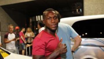 Royston Drenthe le dice finalmente que no a la liga china y se va a Turquía.