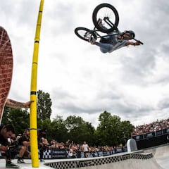 Sergio Layos y Teresa Fernández-Miranda siguen liderando la Vans BMX Pro Cup