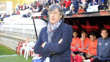 Enrique Mart&iacute;n, entrenador del Albacete. 