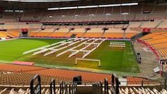 El césped de La Cartuja, en cuidados intensivos