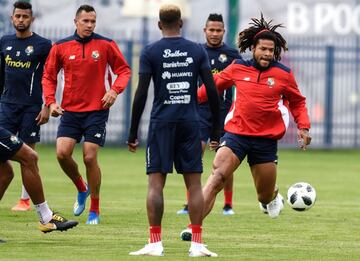 Román Torres y todo el combinado panameño trabajan a tope para llegar en las mejores condiciones a su debut mundialista.