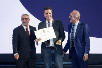 Alejandro Blanco, Miguel Indurain y Lpez Cerrn (RFEC)