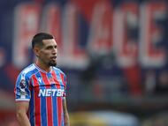 LONDON, ENGLAND - NOVEMBER 9: Daniel Munoz of Crystal Palace during the Premier League match between Crystal Palace and Brighton & Hove Albion at Selhurst Park on November 9, 2025 in London, England. (Photo by Crystal Pix/MB Media/Getty Images)