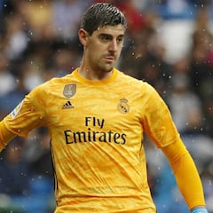 Courtois: "Me he cabreado un poco con Hazard por los taconazos"