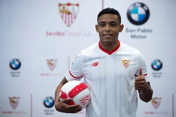 Luis Muriel cierra este top 10. El delantero colombiano fue fichaje récord del Sevilla, que pagó 20 millones de euros a la Sampdoria