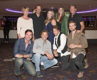 Devin Reed, Lisa Long, Harvey Lowry, Norman Leonard, Sydney Sweeney, Christopher Rich, Randy Wayne y Nikki Moore asisten a la proyección de "Cassidy Way" con el elenco y el equipo técnico en Los Ángeles, en Regal Cinemas L.A. Live, el 28 de agosto de 2014 en Los Ángeles, California.