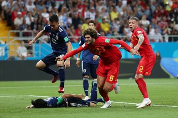 2-2. Marouane Fellaini celebró el gol del empate.