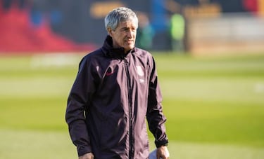 Barcelona start the search for a No. 9