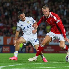 Poveda sella el primer triunfo de Leeds en pretemporada