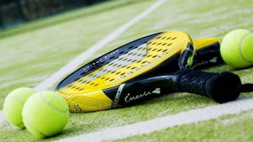 Palas y zapatillas de pádel en función de tu nivel y el tipo de pista