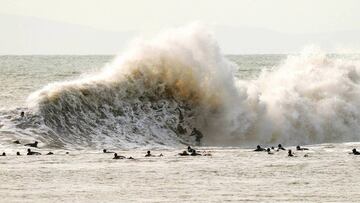 Sandspit, la ola gigante tan espectacular como traicionera