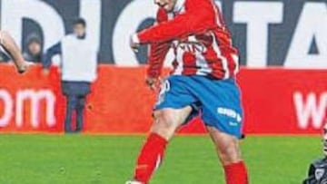 <b>SONRISA PERPETUA.</b> Agüero no dejó de reír y bromear en el entrenamiento de ayer. Su gol al Athletic le dio sobrados motivos.