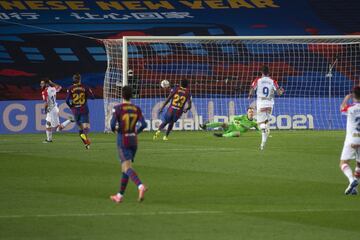 Rioja marc¨® para el Alav¨¦s el 2-1.