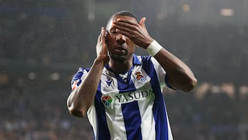 El delantero de 29 años representa al combinado nacional que compite en la Concacaf y este domingo le marcó al Barça con la Real Sociedad.