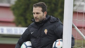 Baraja en el entrenamiento del Sporting.