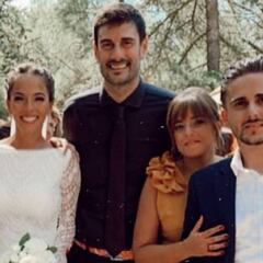 Melendi y su chica se casan el Día de Asturias: así fue el precioso enlace