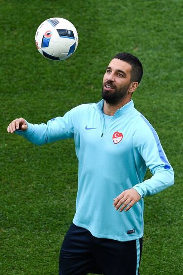 Turkey to “raise the stakes” against Spain, vows Terim