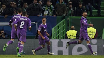 Benzema celebra el gol con el que el Real Madrid derrotó al Sporting de Lisboa.