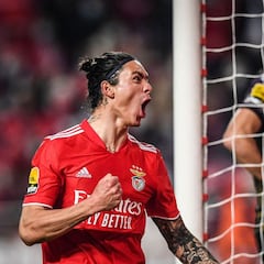 Darwin rescata un punto en el pinchazo del Benfica en casa