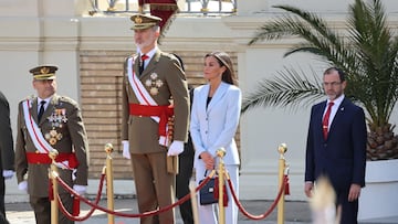 El Rey Felipe VI y la Reina Letizia en el 40 aniversario de la jura de Bandera del Rey Felipe VI en el Ejército de Tierra en la Academia General Militar de Zaragoza a 04 de Mayo de 2024 en Zaragoza (España).
REY FELIPE VI;JURA BANDERA;ACADEMIA GENERAL MILITAR DE ZARAGOZA;CASA REAL;FAMOSOS;
José Ruiz / Europa Press
04/05/2024