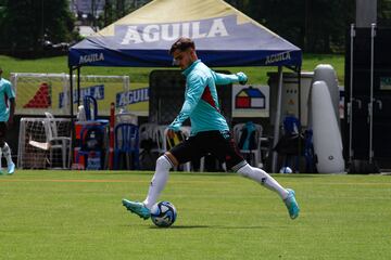 Los dirigidos por Héctor Cárdenas se preparan para los encuentros amistosos ante Suecia, Gales y Murcia Sub 21.